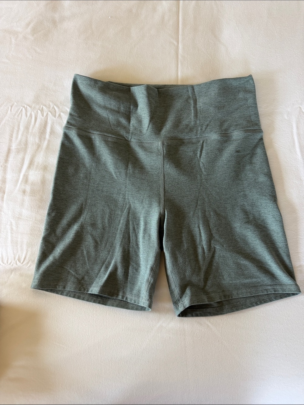Vuori High-Waist Olive Green Women’s Bike Shorts